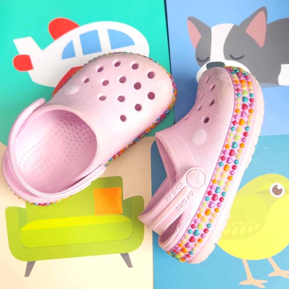Crocs for little kids size 6C light pink and decoration